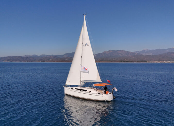 BAVARIA 34 CRUISER